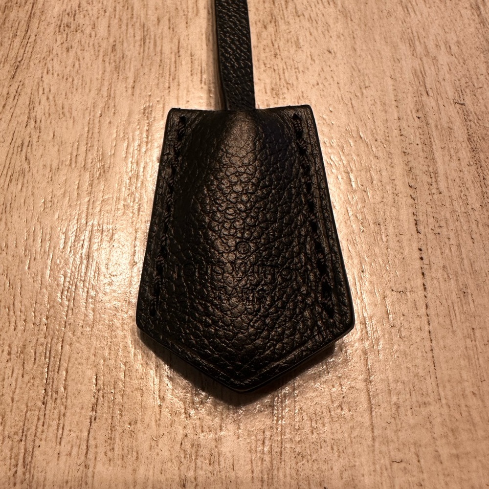 Black Louis Vuitton Montaigne MM Monogram Empriente - Picture 7 of 17